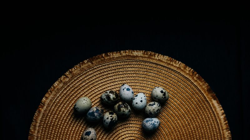 Inspiracja na prostą stylizację z jajkami przepiórczymi